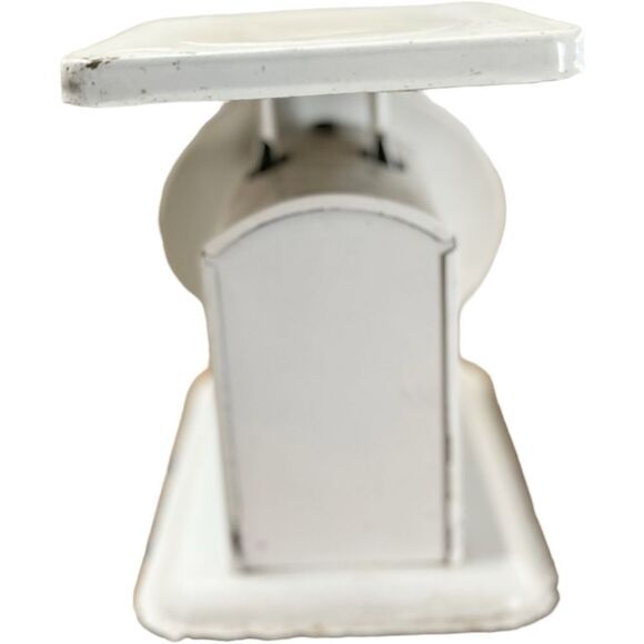 VINTAGE American Family White Farmhouse  Decorative Kitchen Scale & Faux Plant. - Picture 5 of 8